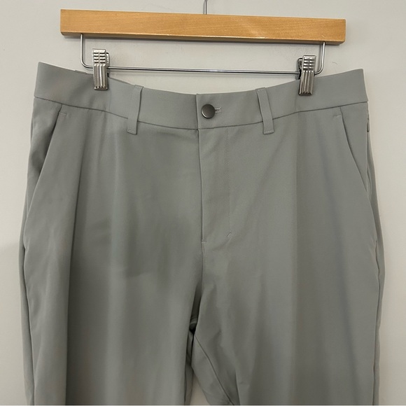 Lululemon Men’s Grey Dress Pants 28.5” - Picture 5 of 6
